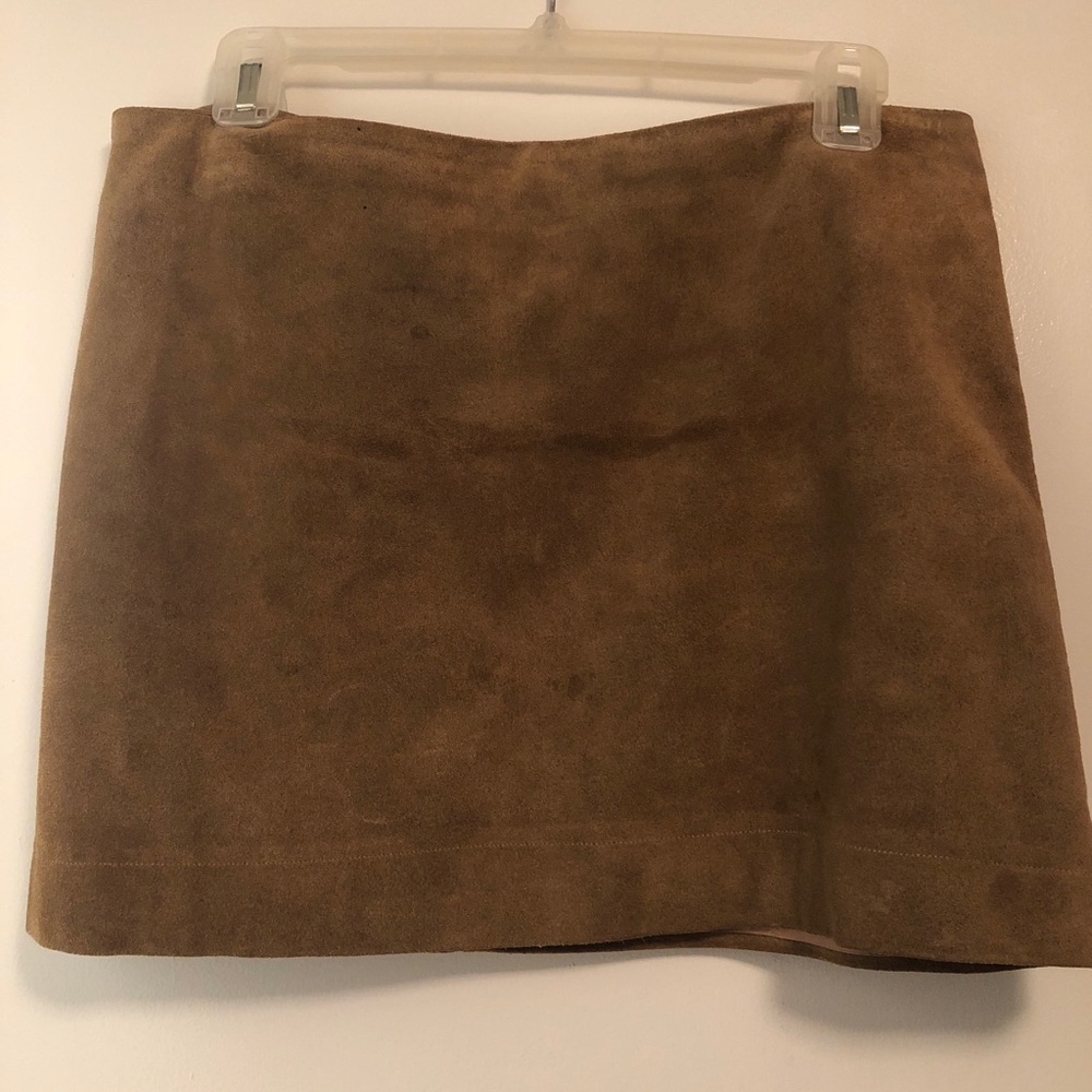 Banana republic suede mini skirt. Size 10.